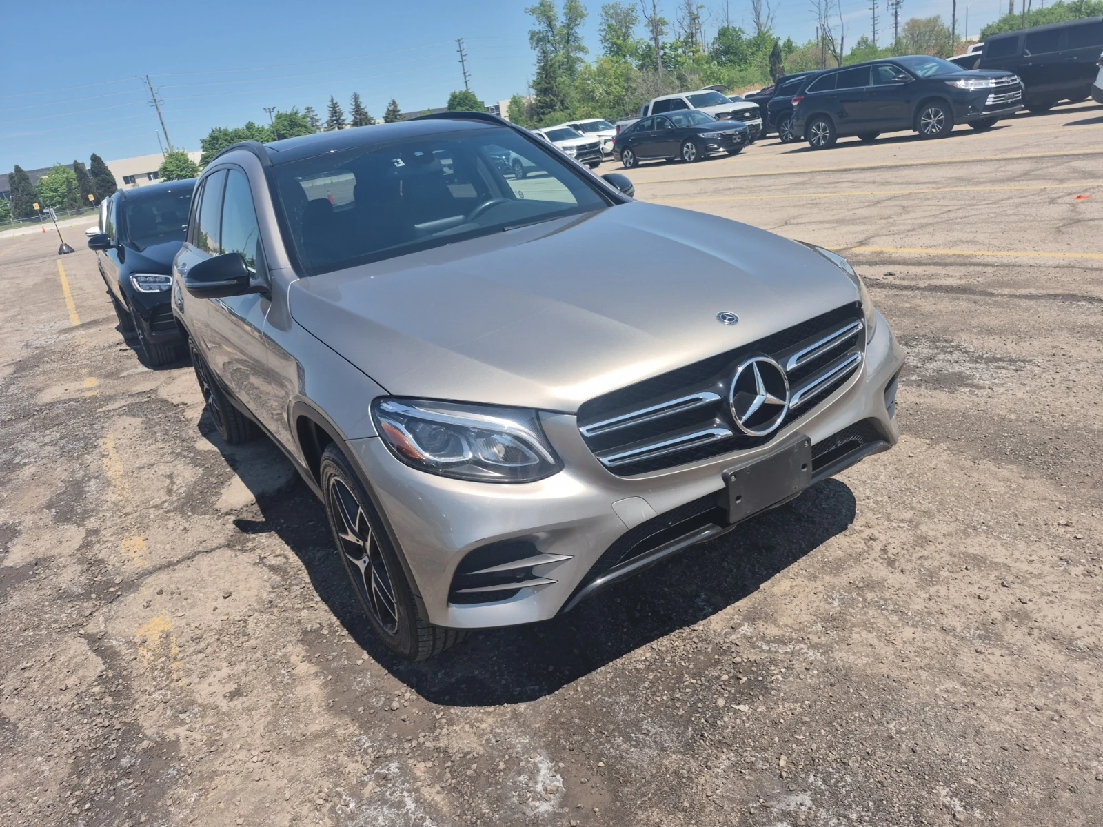 Mercedes-Benz GLC 300 4MATIC * 9G-TRONIC, снимка 2 - Автомобили и джипове - 54773666