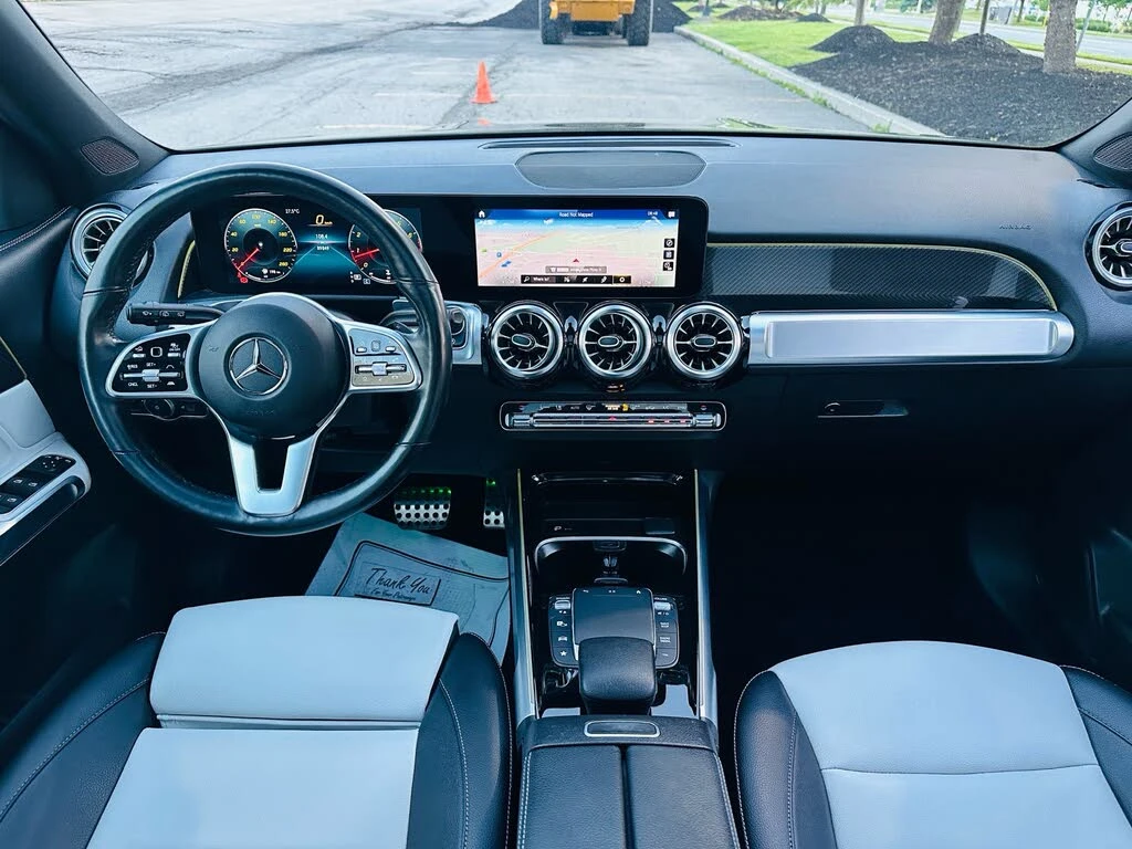 Mercedes-Benz GLB 250 2022* AMG PK* HERMES* NAPPA* PANO* 360* AIR* КРАЙН, снимка 8 - Автомобили и джипове - 56045578