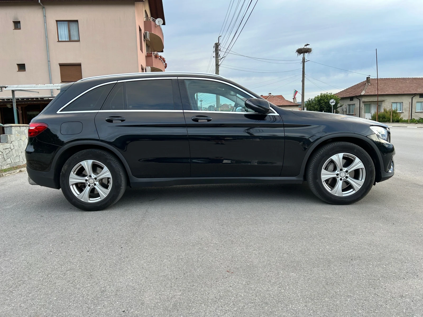 Mercedes-Benz GLC 250, снимка 4 - Автомобили и джипове - 56688652