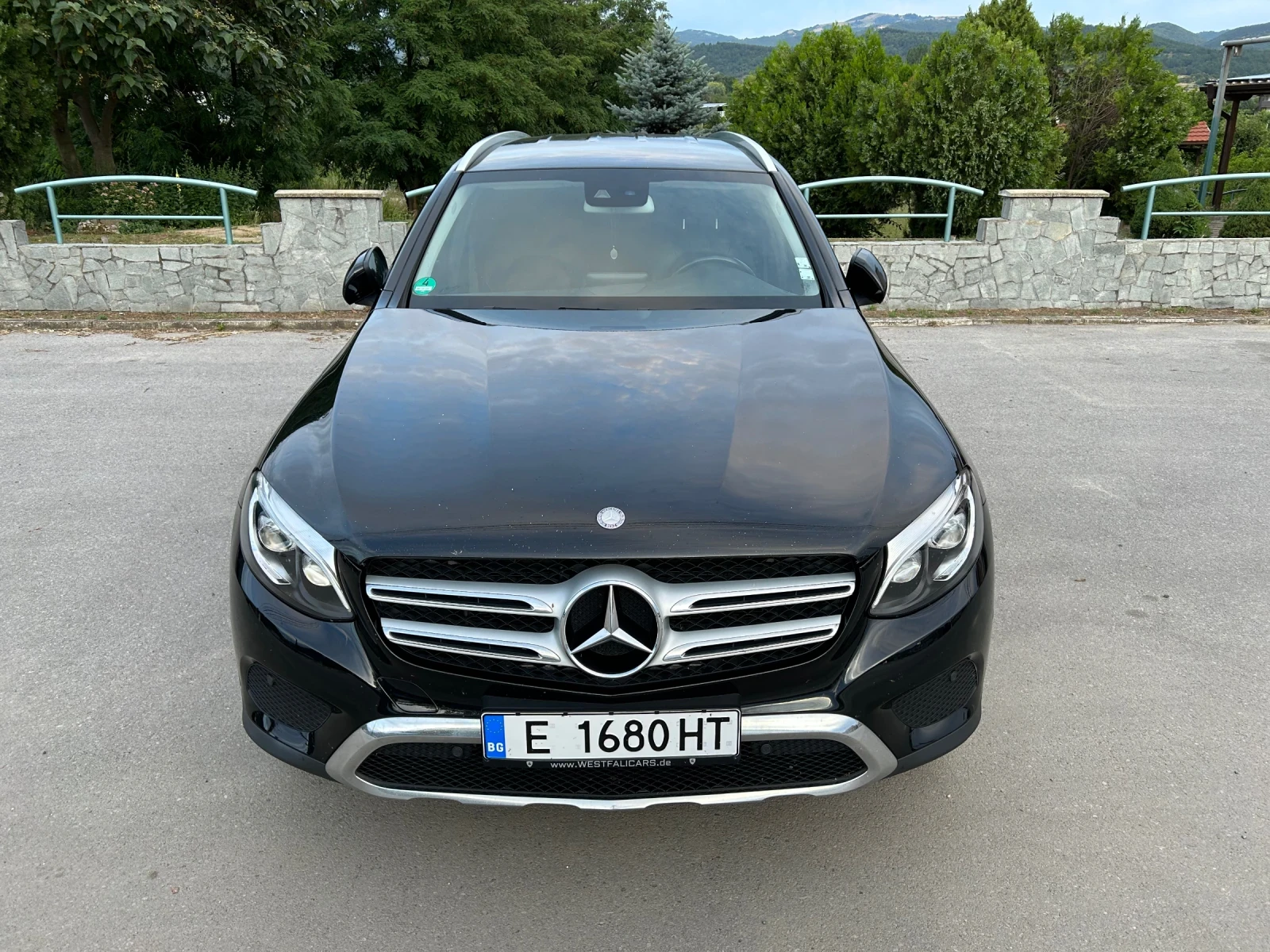 Mercedes-Benz GLC 250, снимка 2 - Автомобили и джипове - 56688652