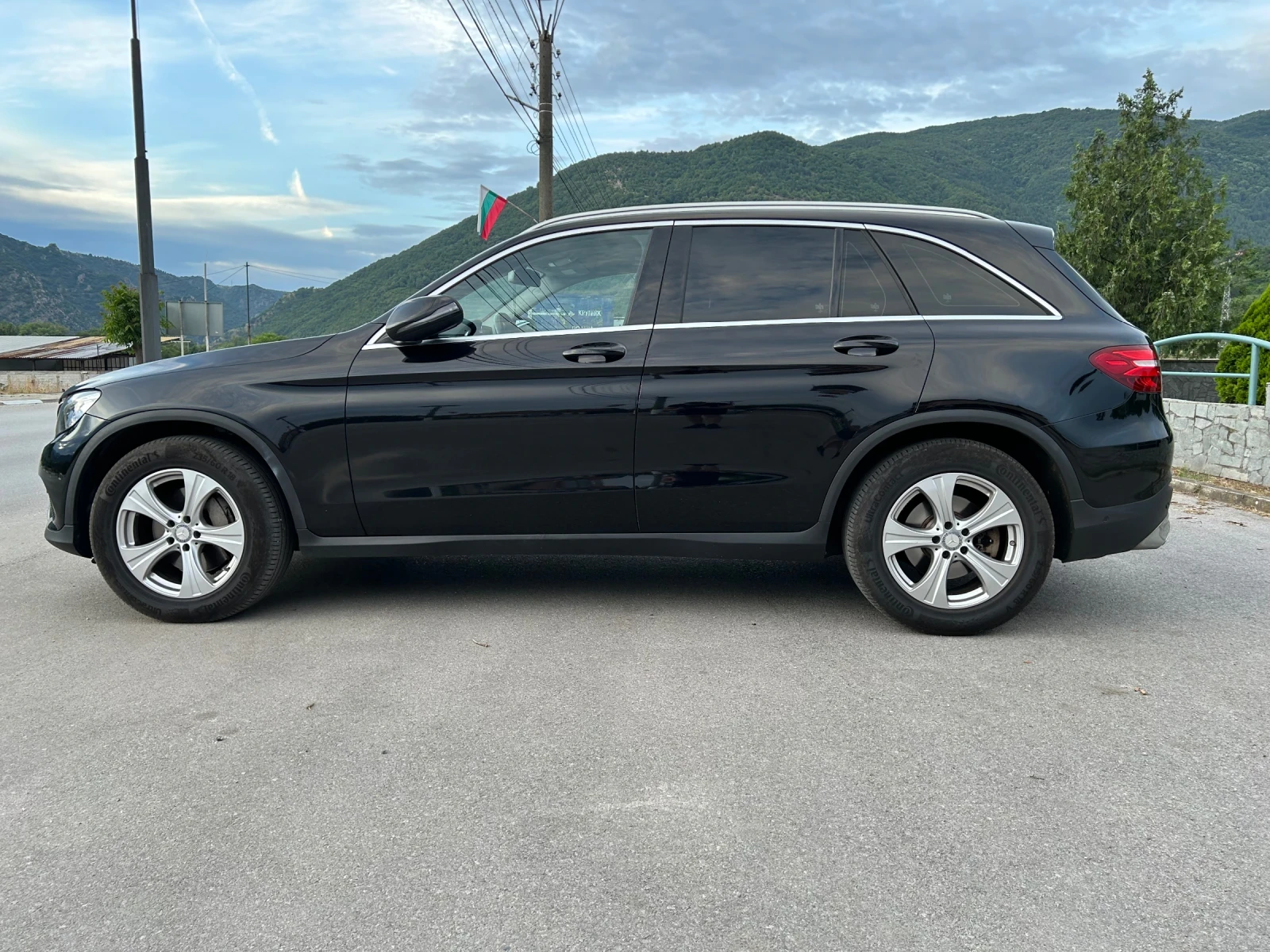 Mercedes-Benz GLC 250, снимка 6 - Автомобили и джипове - 56688652
