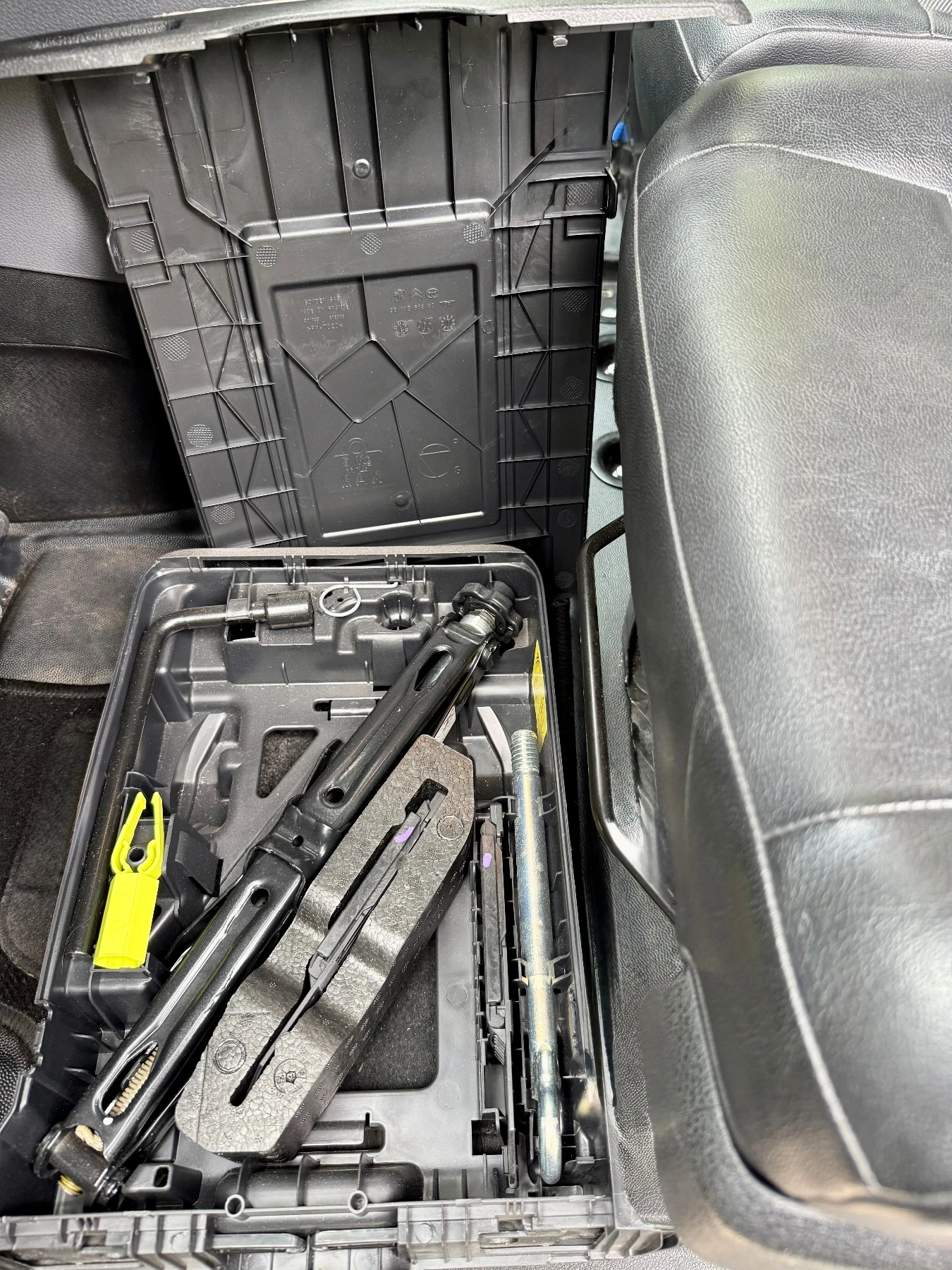 Citroen Jumpy Electric  75kw, снимка 11 - Бусове и автобуси - 54016820