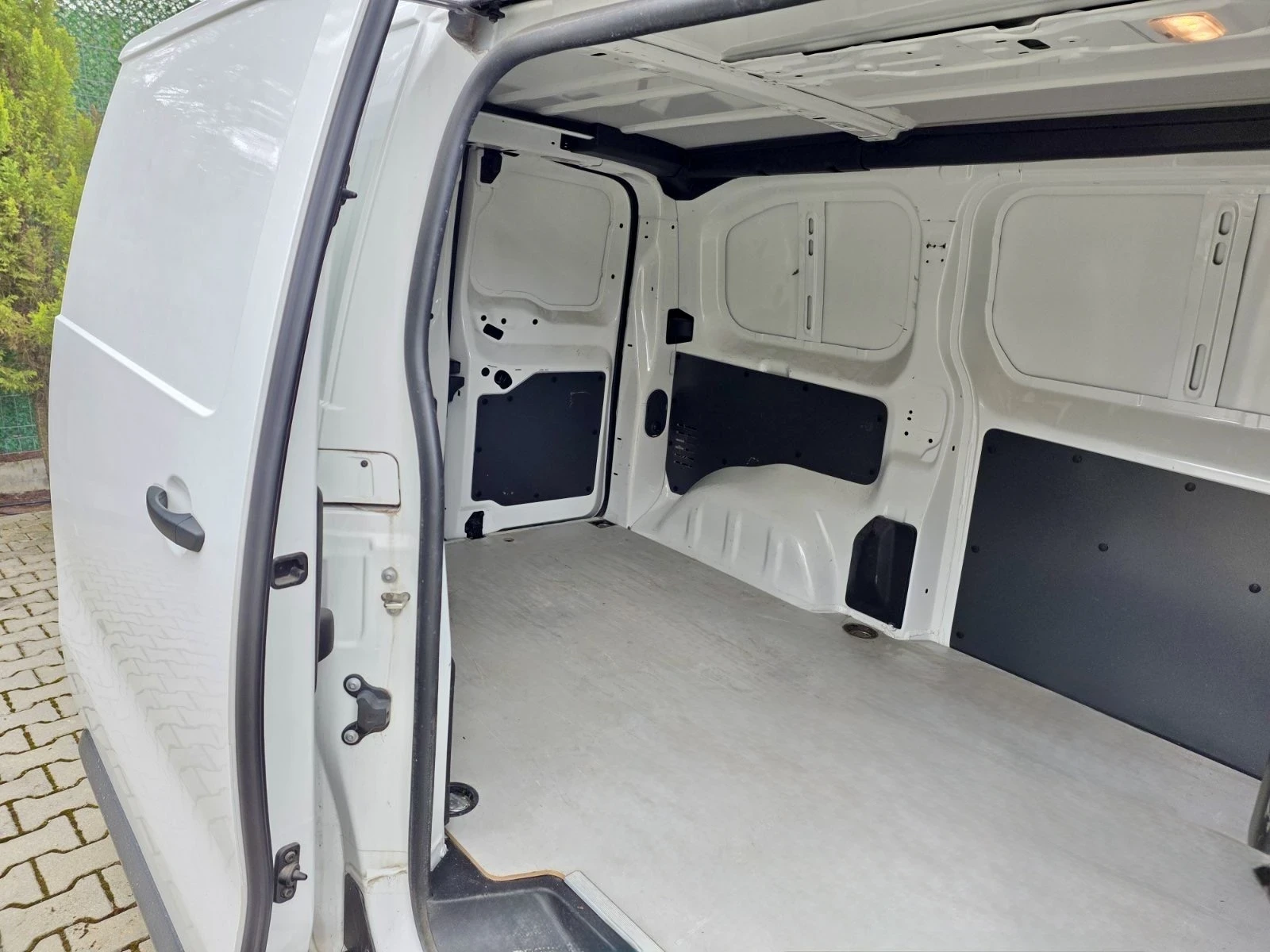 Citroen Jumpy Electric  75kw, снимка 7 - Бусове и автобуси - 54016820