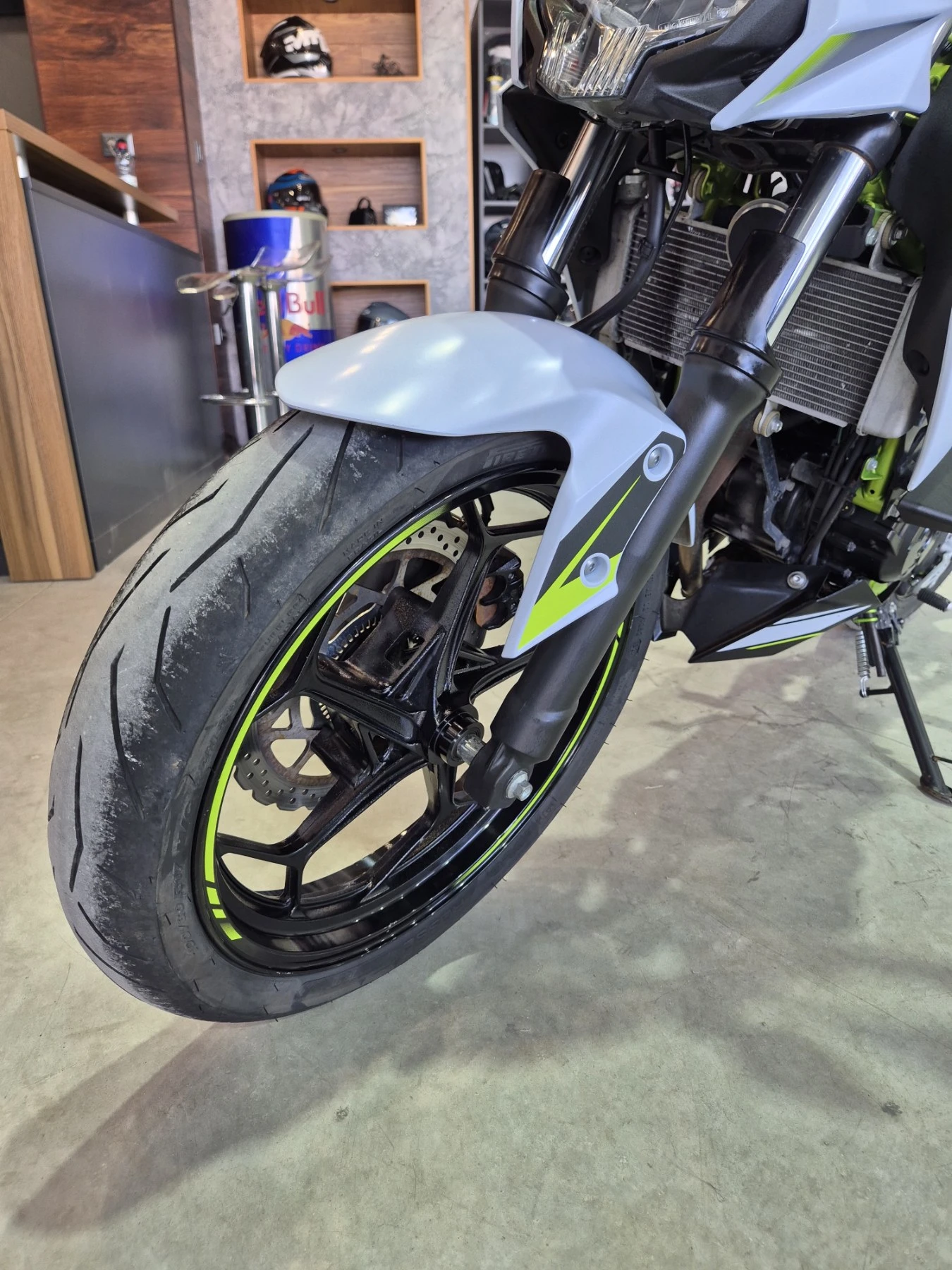 Kawasaki Z 125ie ABS!!! ARROW!!! A1!!! Нов внос от ШВЕЙЦАРИЯ!, снимка 16 - Мотоциклети и мототехника - 54511036