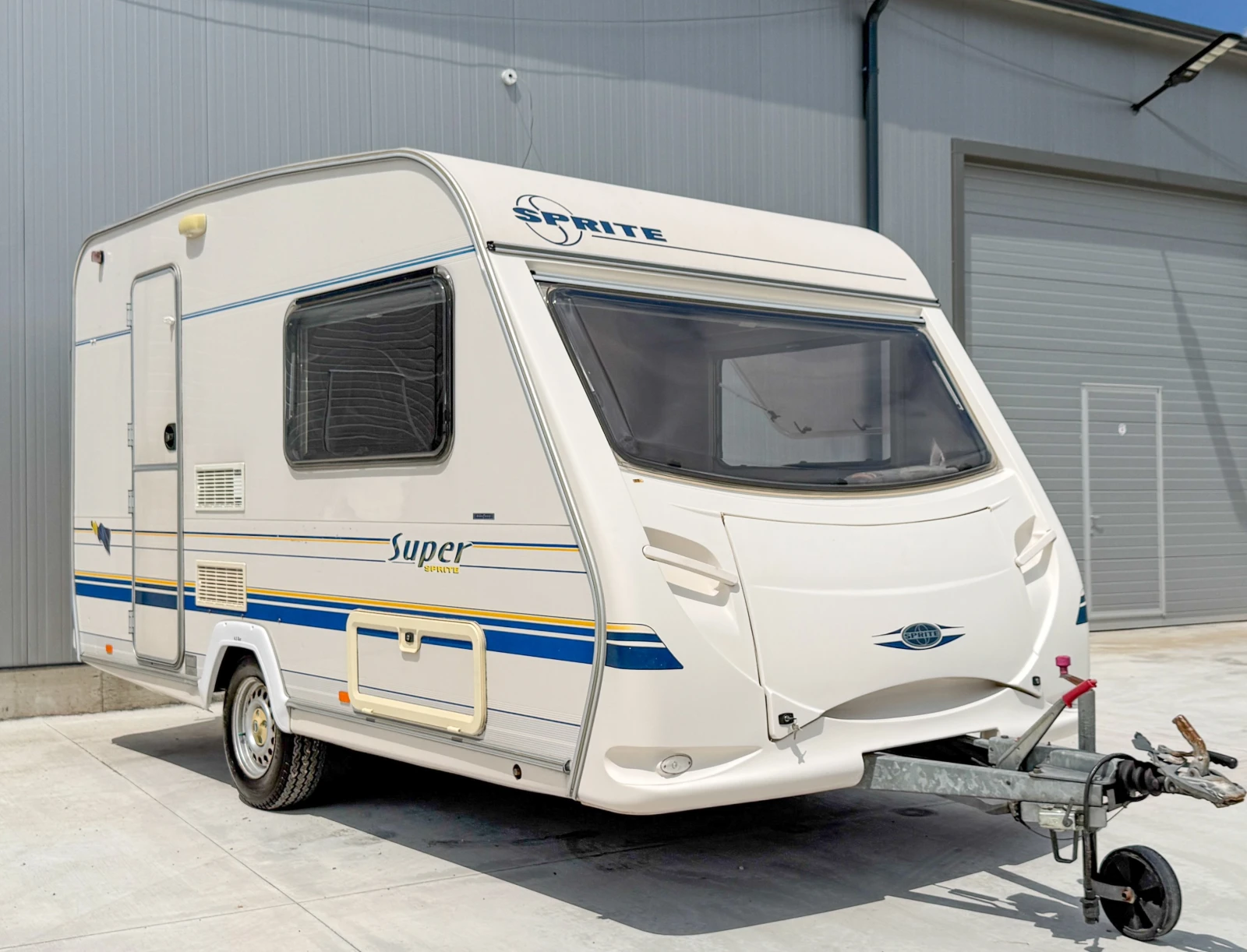 Каравана Sprite 390 EK+ тента