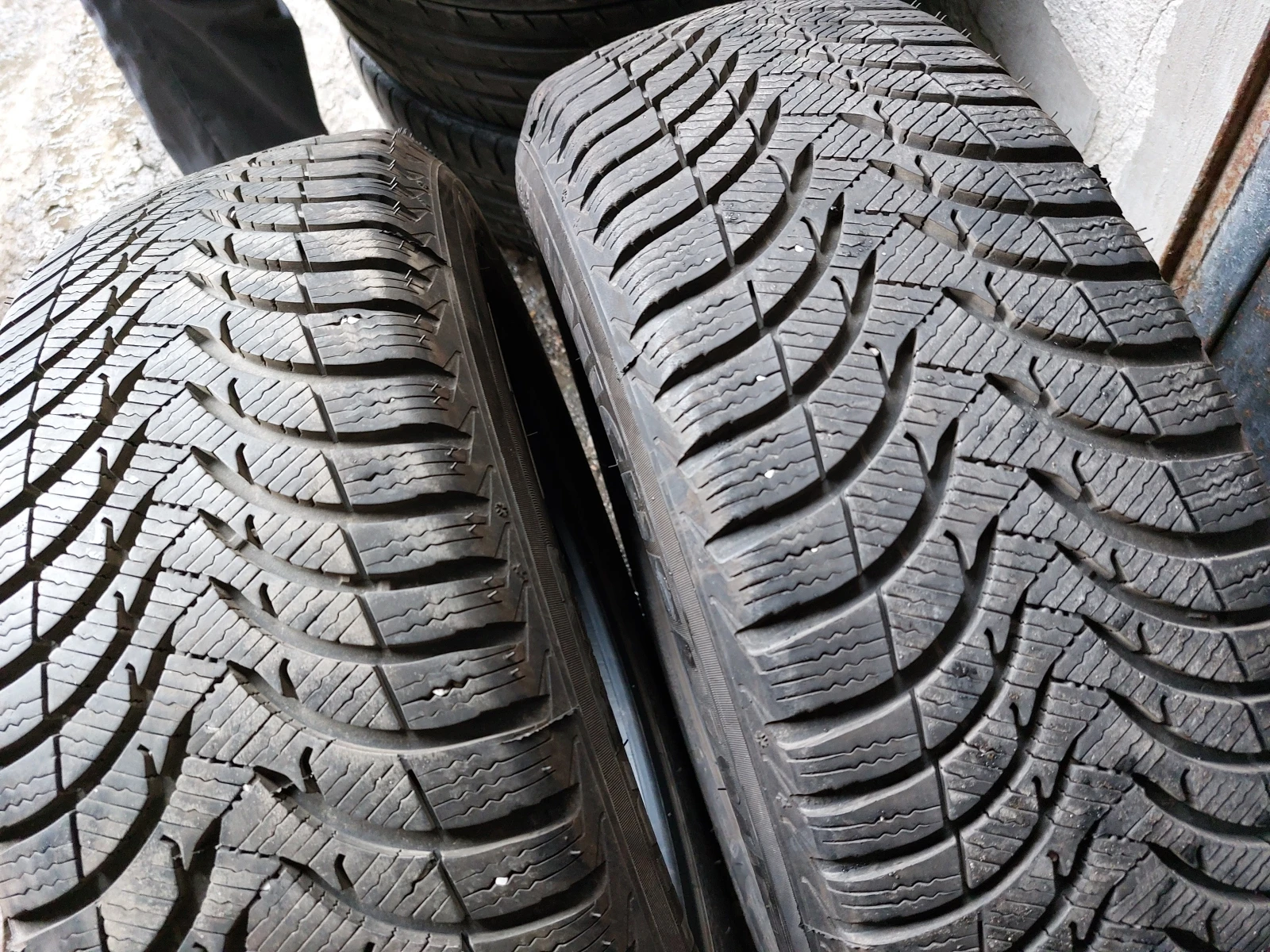 ���� 215/60R17 | Mobile.bg � ����������� 2