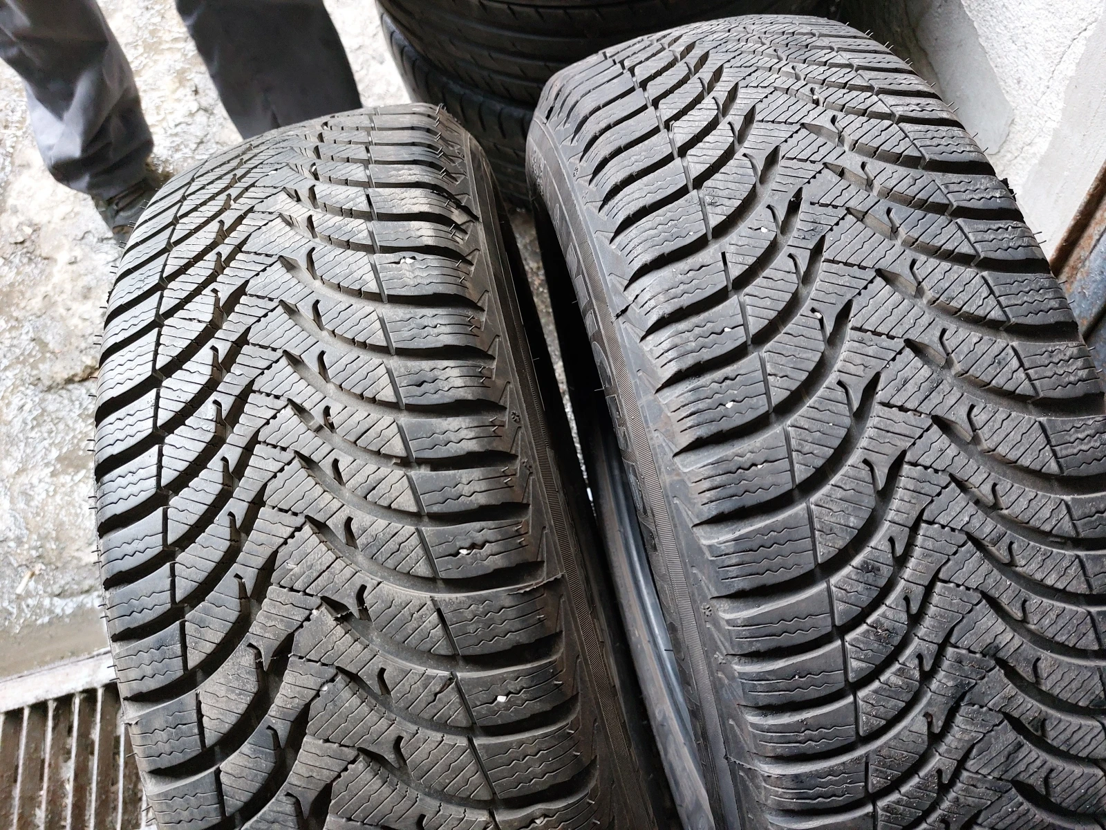 ���� 215/60R17 | Mobile.bg � ����������� 1
