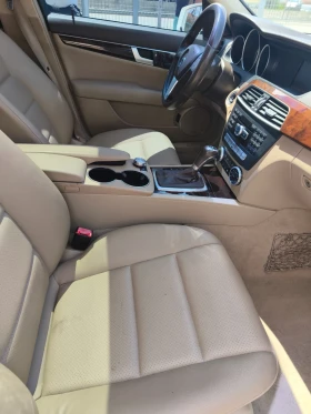 Mercedes-Benz C 250, снимка 13