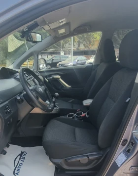 Toyota Verso 1.8 VALVE MATIC! Навигация!Камера!, снимка 10