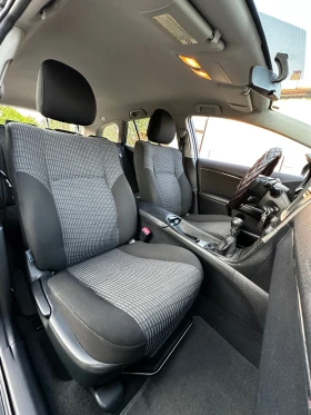 Обява за продажба на Toyota Avensis 1.8 TX* подгрев* Нави* Камера* Теглич ~11 900 лв. - изображение 6
