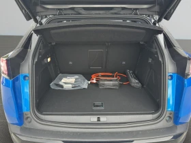 Peugeot 3008 GT PACK 1.6 Plug-in HYBRID 2WD 225 e-EAT8 EURO 6, снимка 16