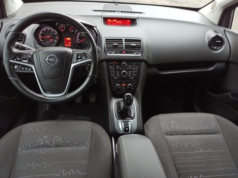 Opel Meriva 1, 4i/gas, снимка 13 - Автомобили и джипове - 39851628