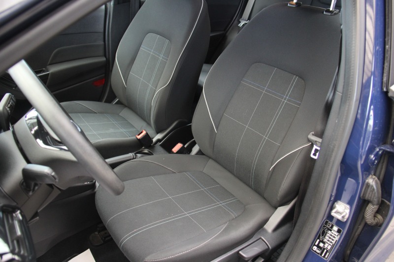 Ford Fiesta LPG/Bluetooth/Lane Assist/USB, снимка 10 - Автомобили и джипове - 45880774