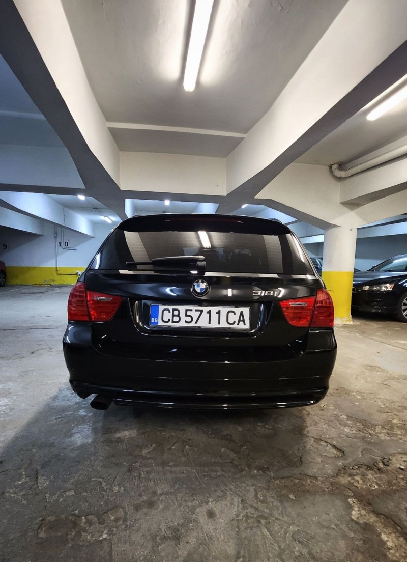 BMW 318 318 i face lift автоматик, снимка 3 - Автомобили и джипове - 46279333