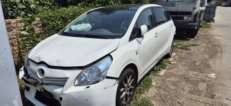 Toyota Verso 2.2d, kat, снимка 1 - Автомобили и джипове - 46640572