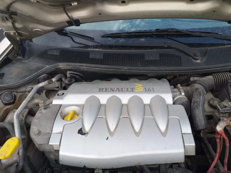 Renault Megane, снимка 3 - Автомобили и джипове - 47372853