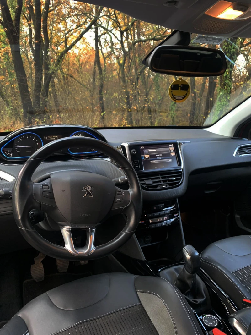 Peugeot 2008, снимка 8 - Автомобили и джипове - 47591781