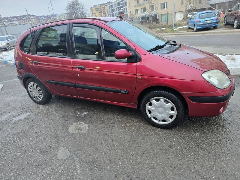 Renault Megane, снимка 3 - Автомобили и джипове - 49104124