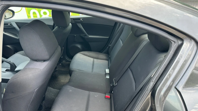 Mazda 3 1.6i 16V от България, снимка 9 - Автомобили и джипове - 50615729