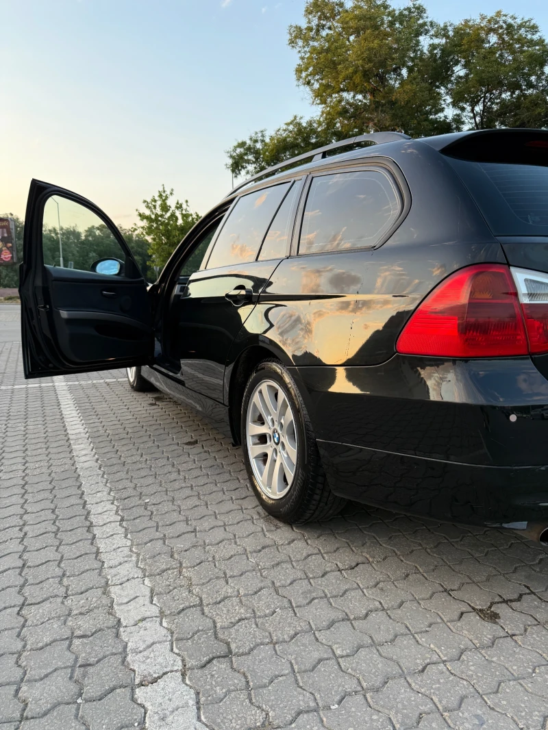 BMW 320, снимка 11 - Автомобили и джипове - 50689705