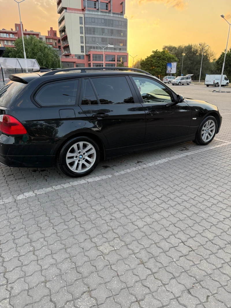 BMW 320, снимка 2 - Автомобили и джипове - 50689705
