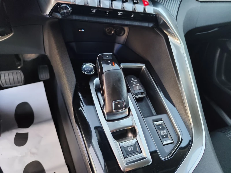 Peugeot 3008 1.5, снимка 13 - Автомобили и джипове - 52731272