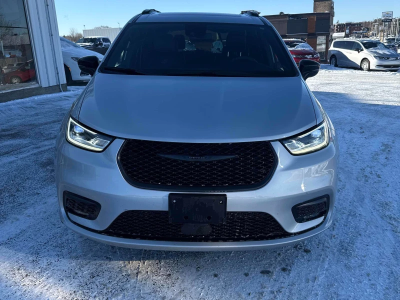 Chrysler Pacifica TOURING-L * * CARFAX * * АВТО КРЕДИТ * * , снимка 2 - Автомобили и джипове - 52769701