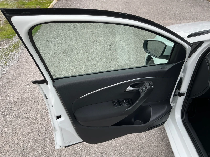 VW Polo 1.4 TDI, снимка 17 - Автомобили и джипове - 52775178