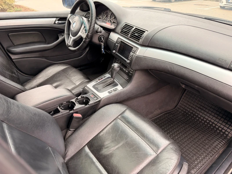 BMW 330, снимка 11 - Автомобили и джипове - 53392344