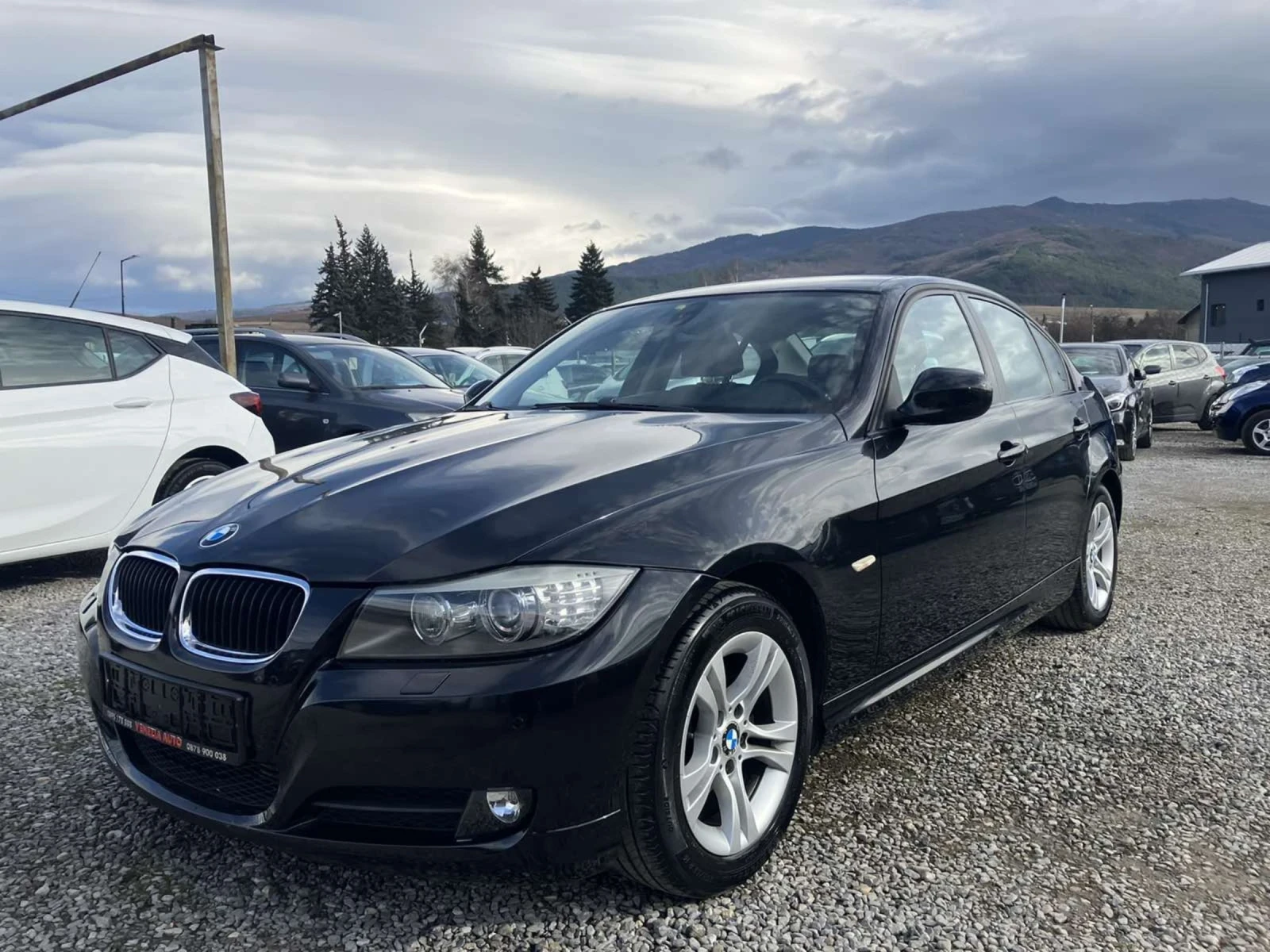 BMW 320 * Facelift* АВТОМАТИК* , снимка 1