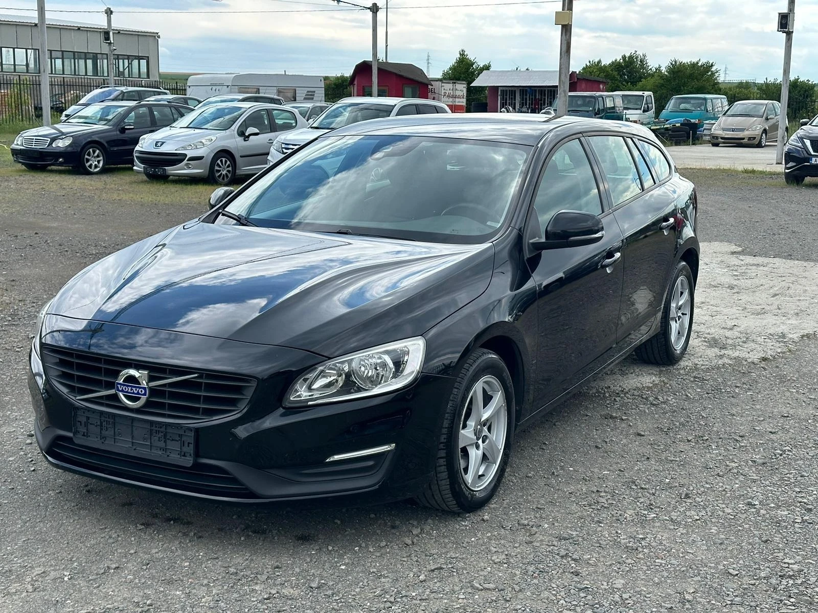 Volvo V60 2, 0tdi - изображение 2