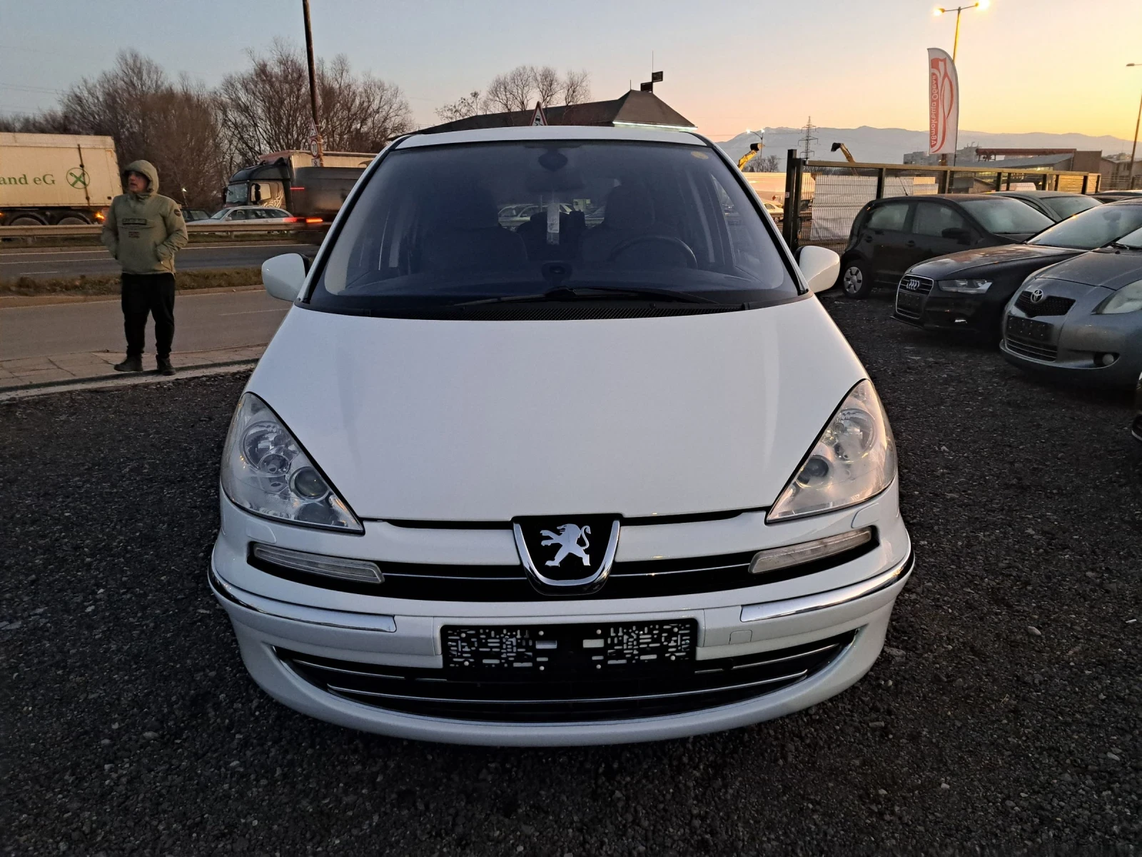 Peugeot 807 2.0HDI 136PS.6+ 1 ITALIA - изображение 2