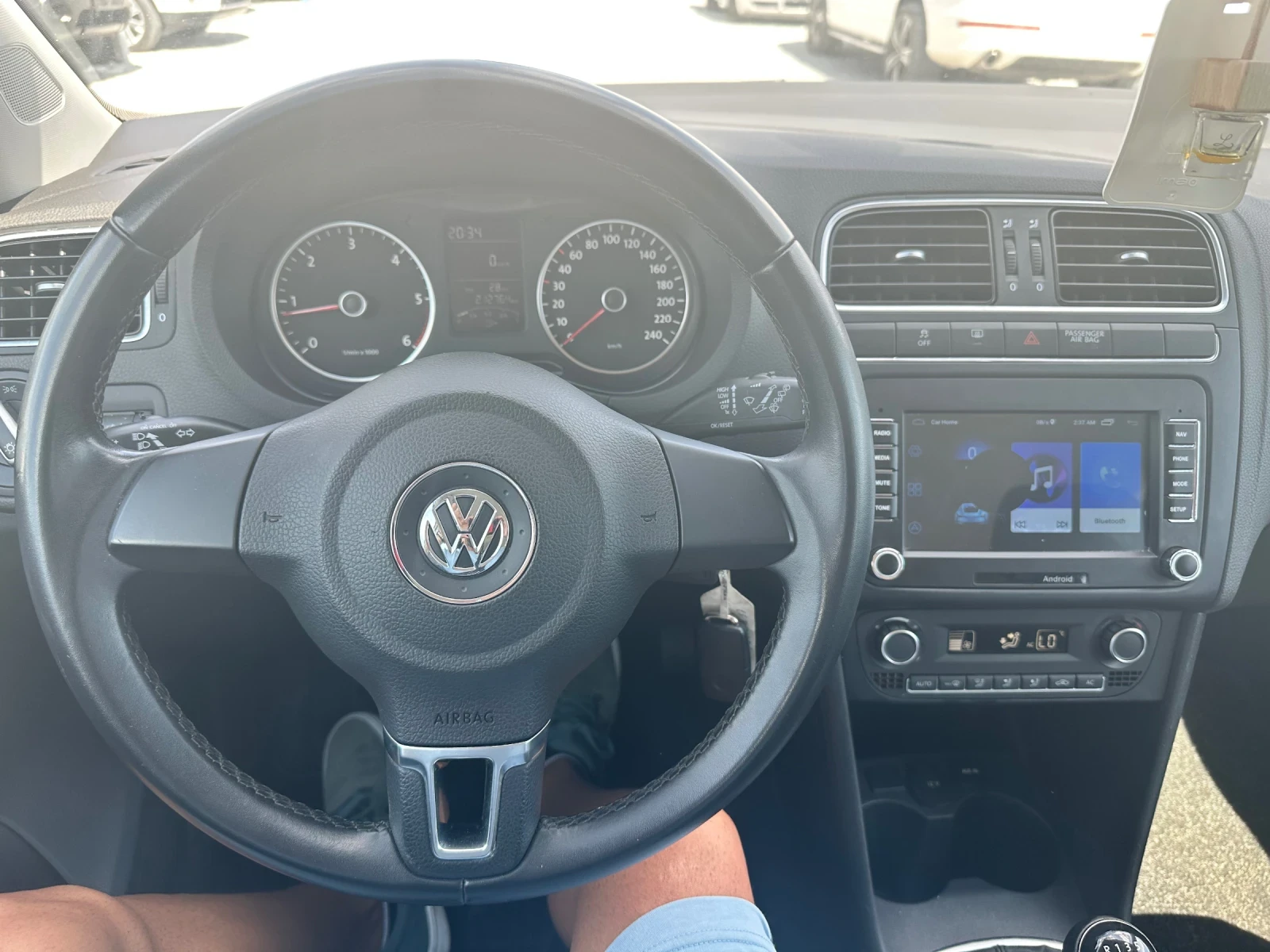 VW Polo 1.6 TDI | Mobile.bg — изображение 17