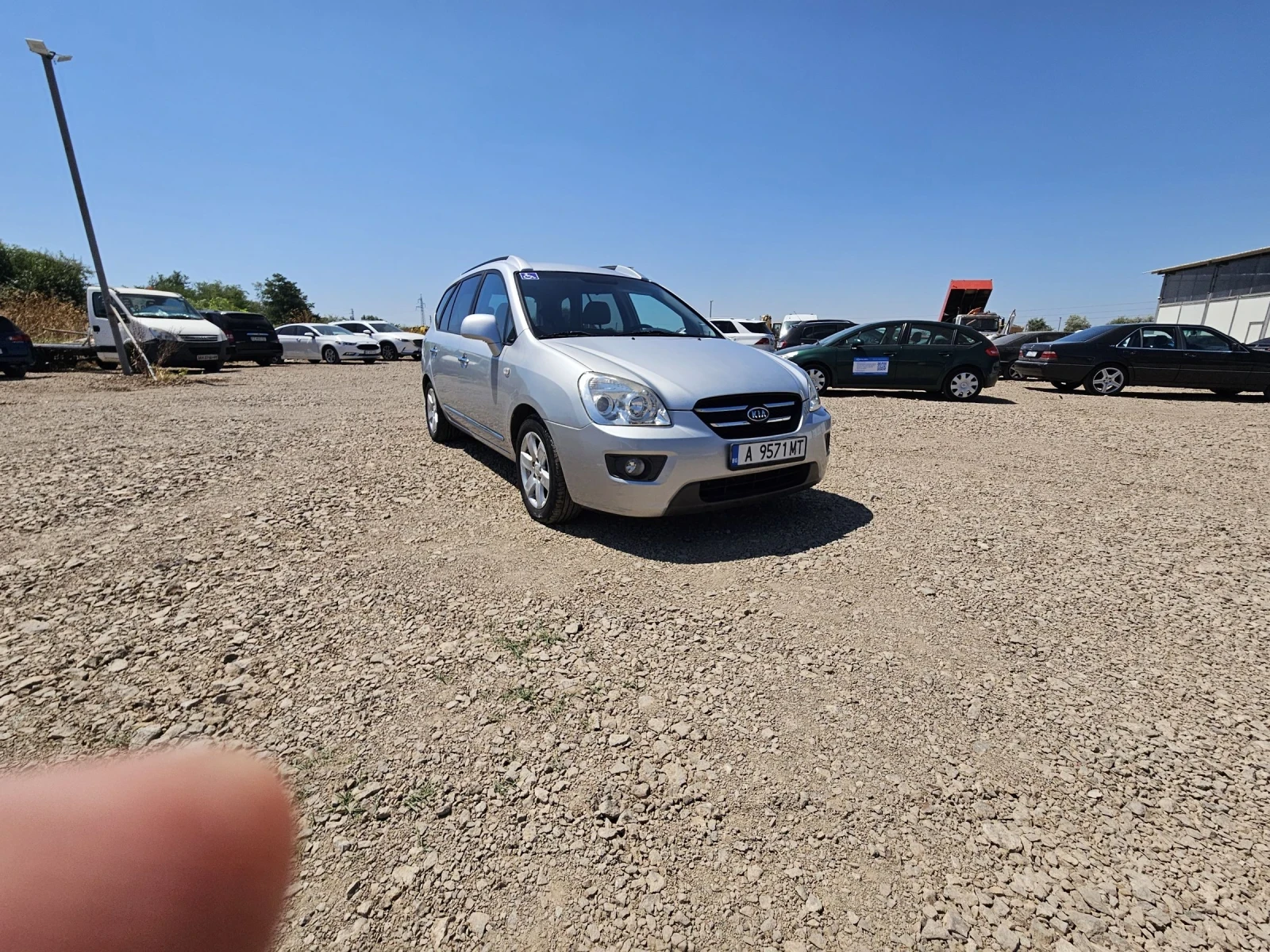 Kia Carens  - изображение 4