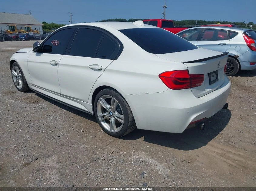 BMW 340 * АВТО КРЕДИТ* ЦЕНА ДО БГ * СЕРВИЗНА ИСТОРИЯ *  - изображение 7