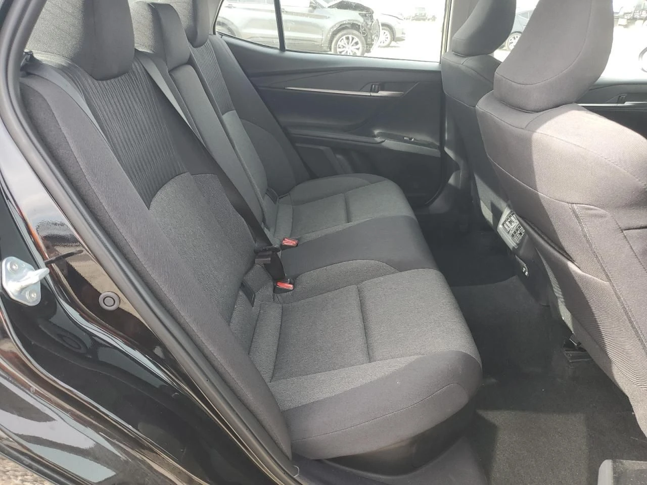 Toyota Camry  - изображение 10