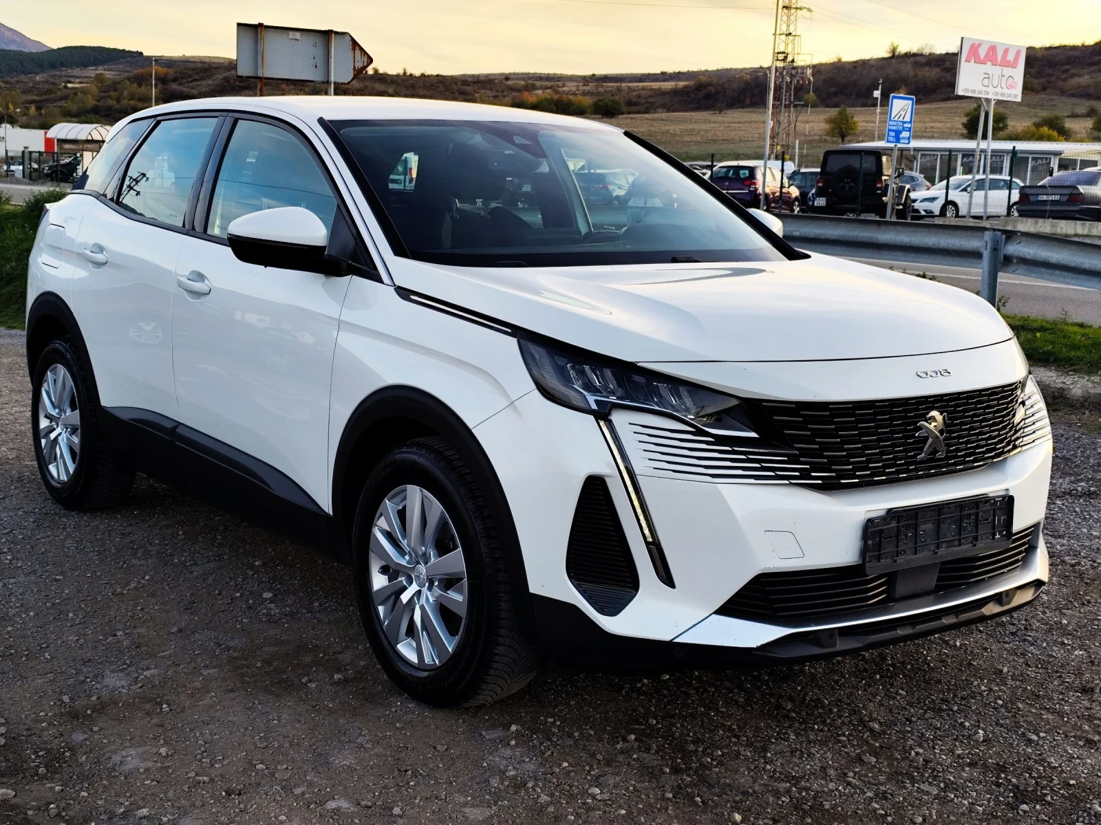 Peugeot 3008 1.5 | Mobile.bg   4