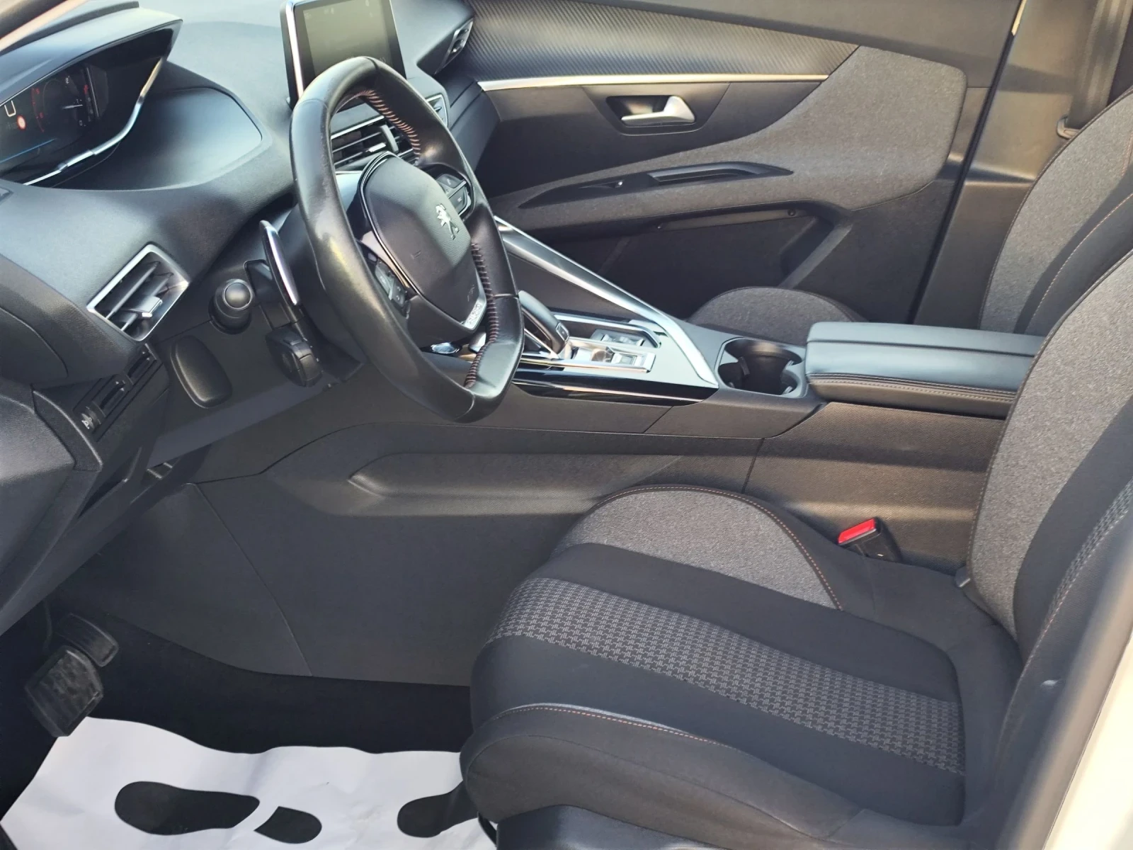 Peugeot 3008 1.5 | Mobile.bg   10