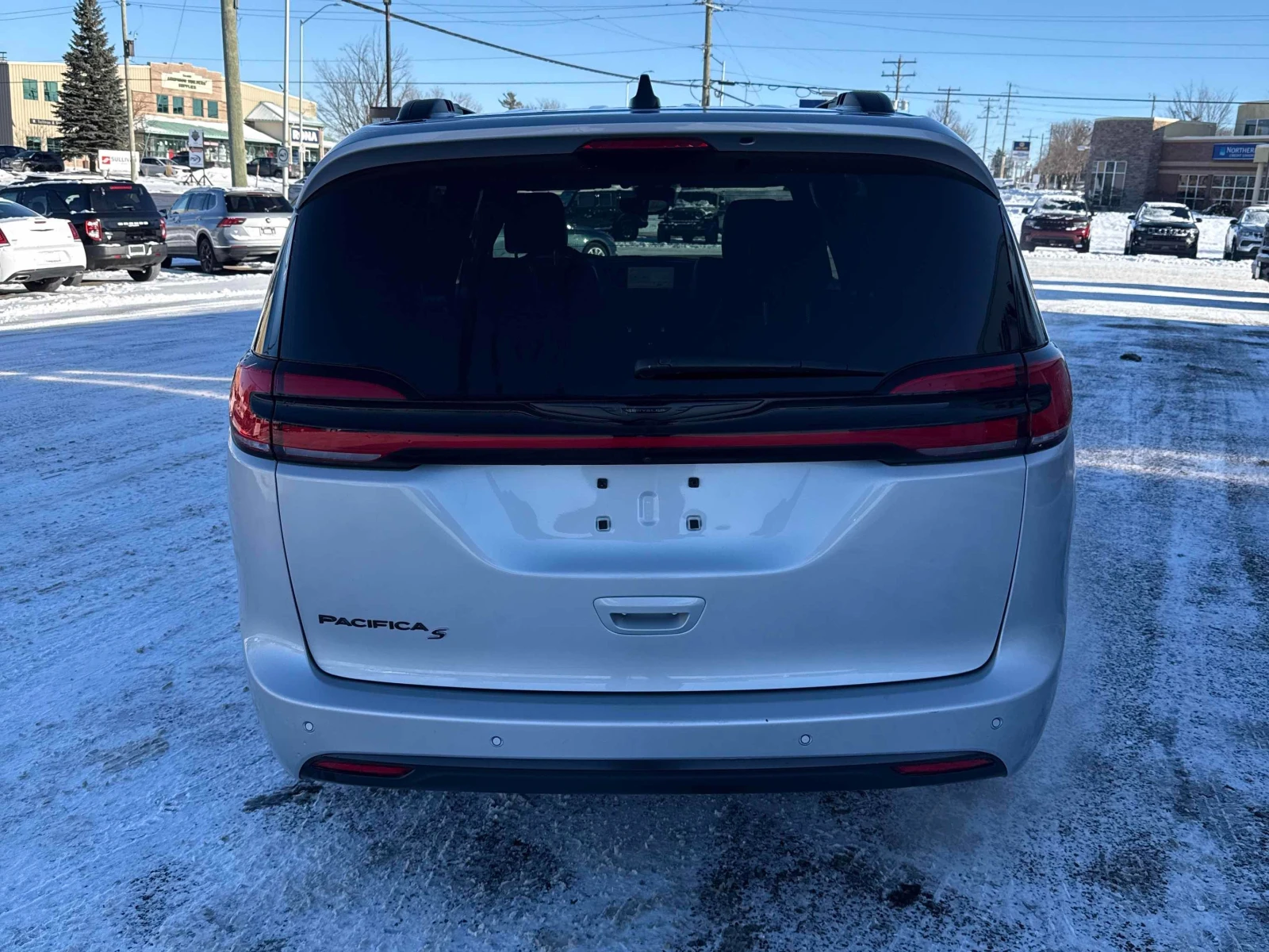 Chrysler Pacifica TOURING-L * * CARFAX * * ���� ������ * *  | Mobile.bg � ����������� 5