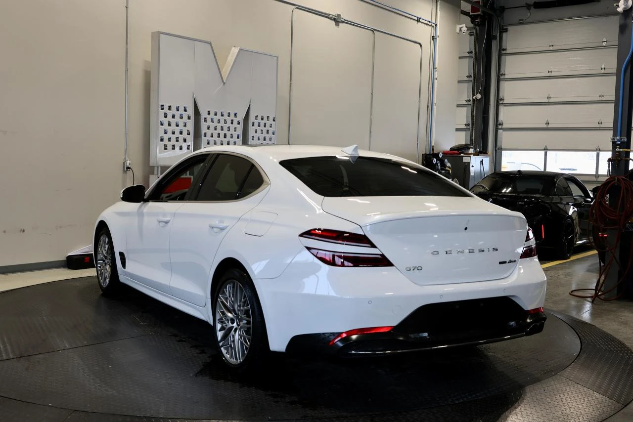 Genesis G70 2.0T AWD - SUNROOF| NAVI| CAMERA| BLINDSPOT| LANEK, снимка 4 - Автомобили и джипове - 53818636