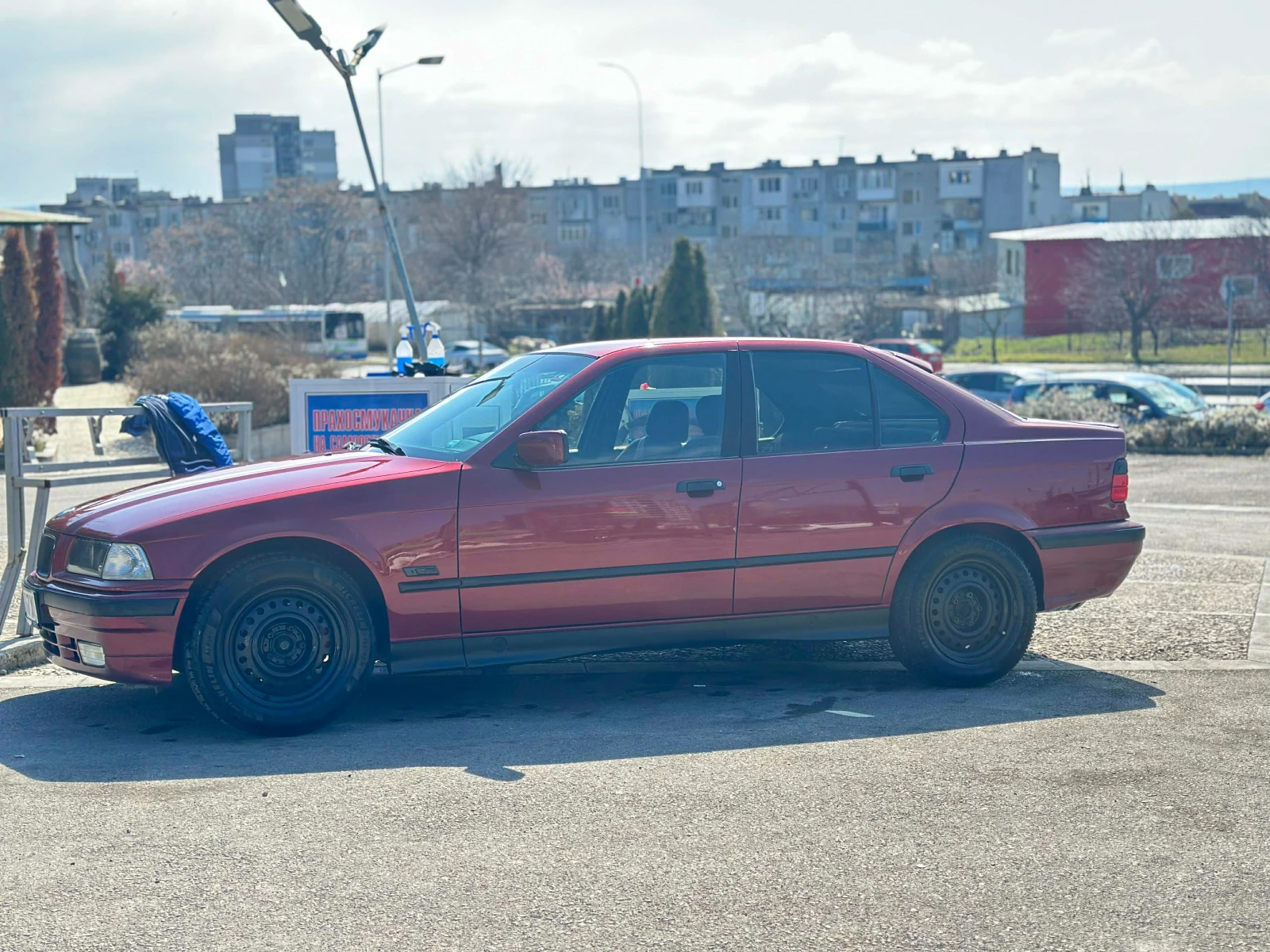 BMW 320, снимка 4 - Автомобили и джипове - 53850016