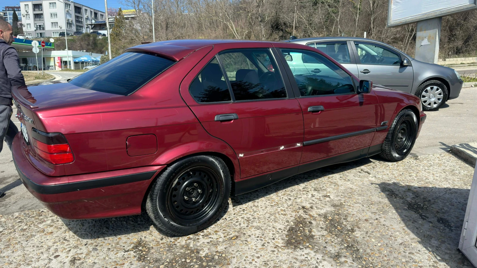 BMW 320, снимка 9 - Автомобили и джипове - 53850016