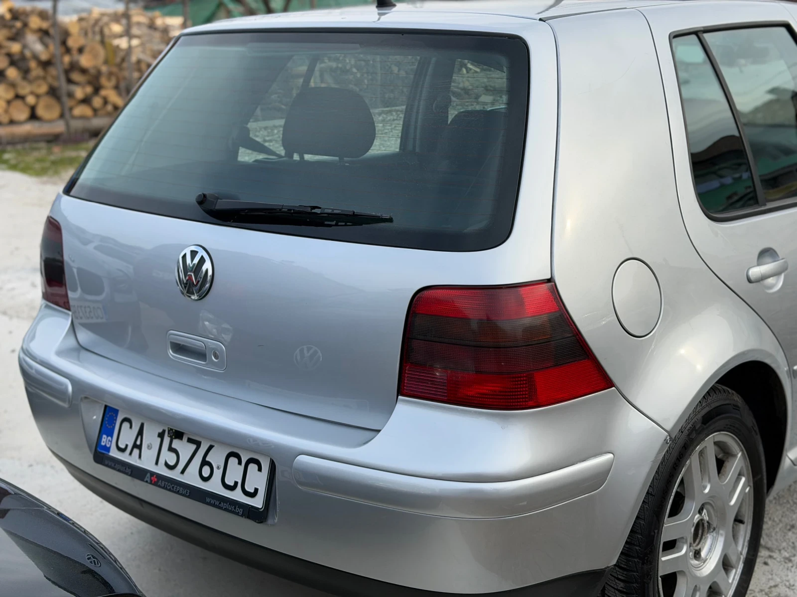 VW Golf 1.9тди101кс , снимка 8 - Автомобили и джипове - 53883022