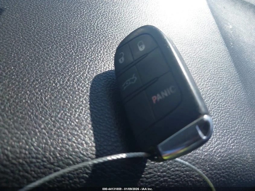 Dodge Challenger 3.6l Sxt, снимка 11 - Автомобили и джипове - 53907263