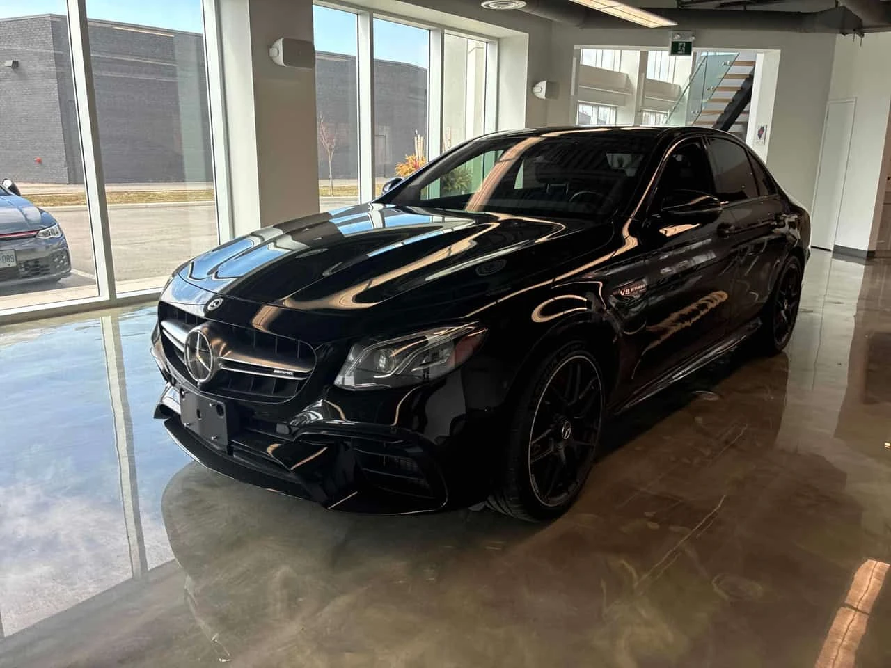 Mercedes-Benz E 63 AMG S/CARFAX/360/HUD/BURMESTER/ПАНОРАМА/ОБДУХВАНЕ