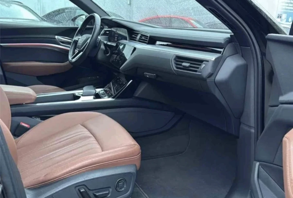 Audi E-Tron 55/Sportback/S-Line/Pano/Hud/360* /B&O, снимка 9 - Автомобили и джипове - 54163961