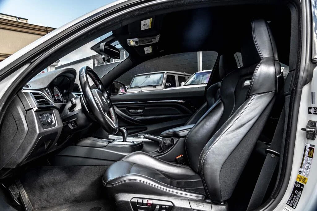 BMW M4 RWD * CARBON PKG * Harman Kardon * HUD, снимка 6 - Автомобили и джипове - 54458809