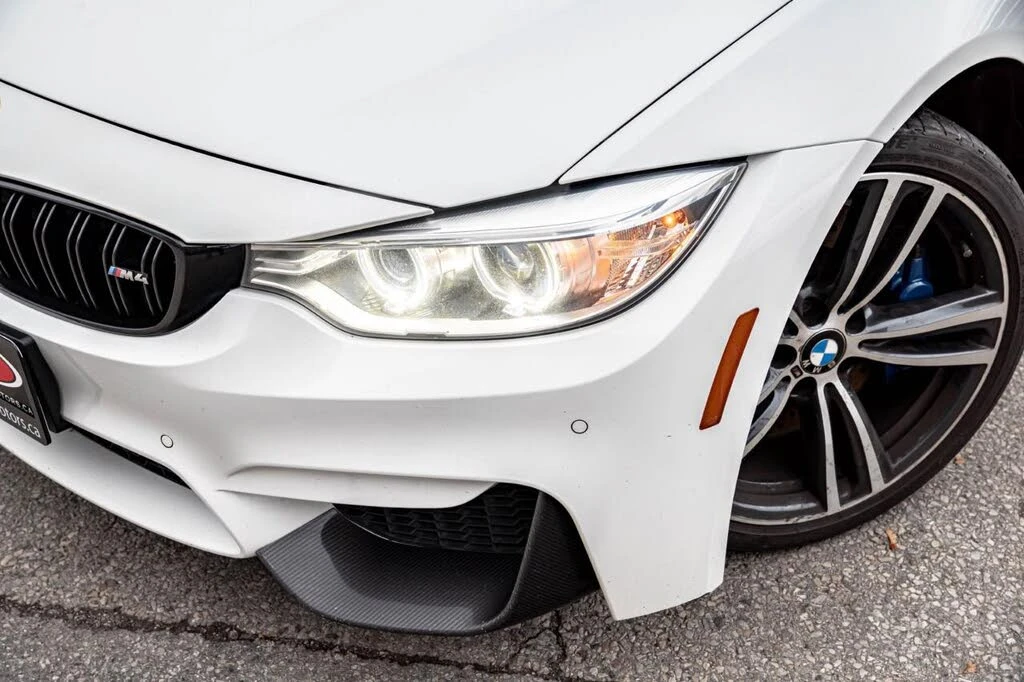 BMW M4 RWD * CARBON PKG * Harman Kardon * HUD, снимка 2 - Автомобили и джипове - 54458809