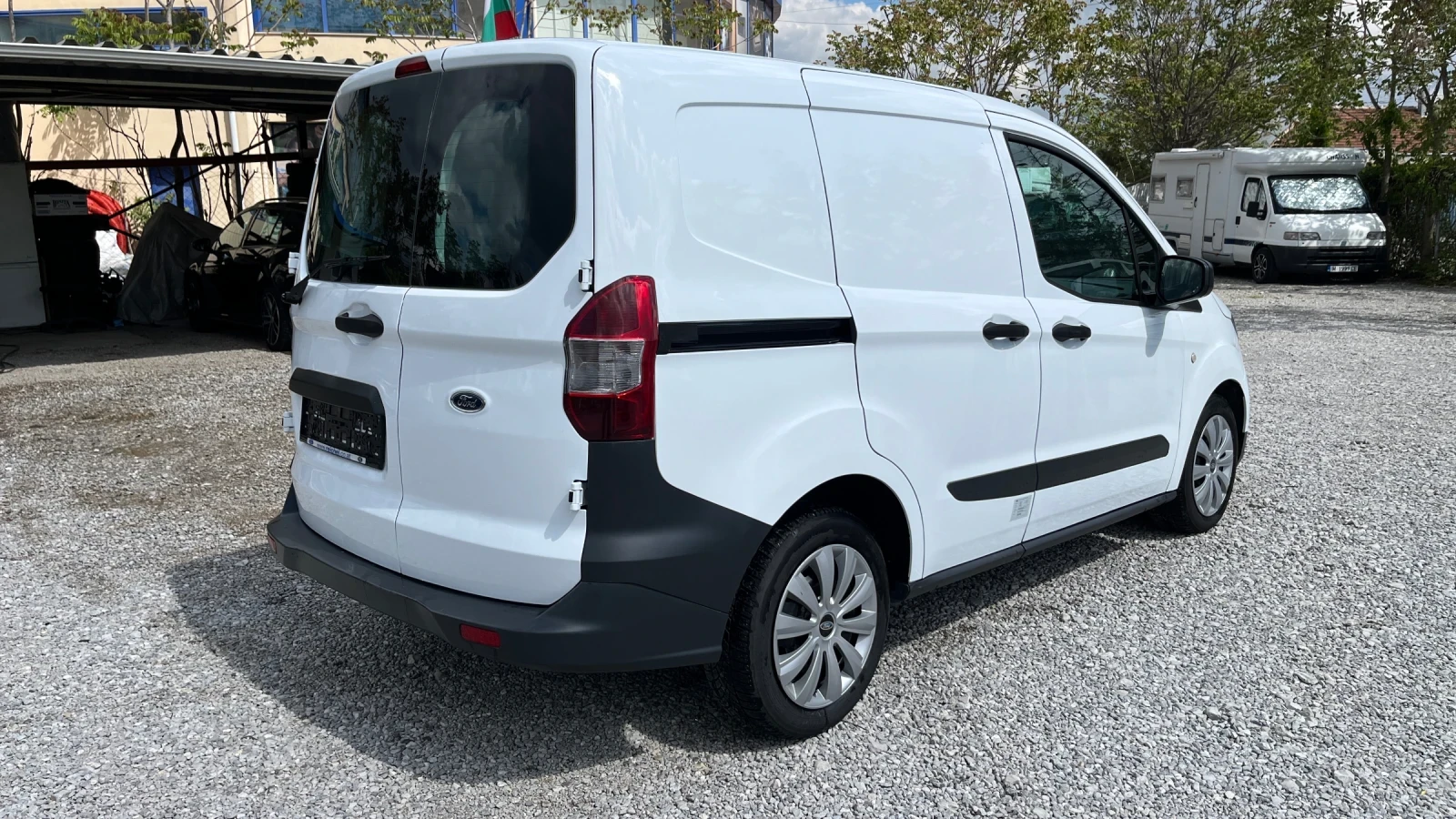 Ford Courier EURO 6 100kc, снимка 3 - Автомобили и джипове - 54634940