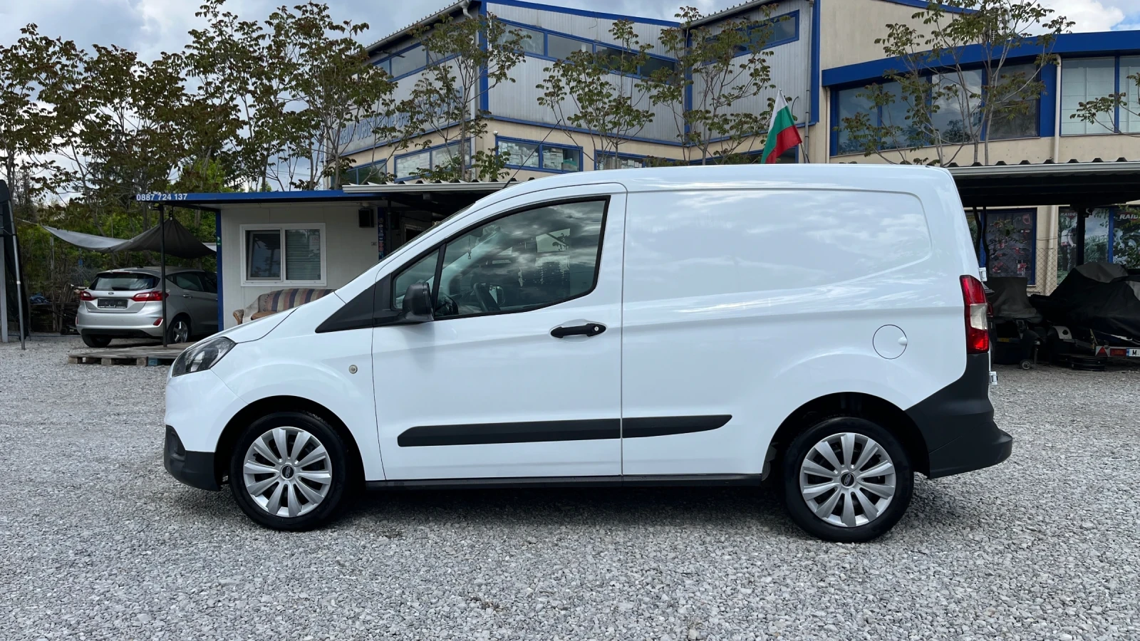 Ford Courier EURO 6 100kc, снимка 7 - Автомобили и джипове - 54634940